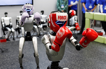 Европол предупреждает о риске конфликтов между людьми и роботами уже через 10 лет