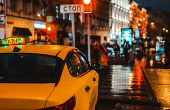 Госдума утвердила закон о самозанятых в такси