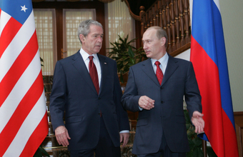 Архив нацбезопасности США опубликовал стенограммы закрытых разговоров Путина и Буша