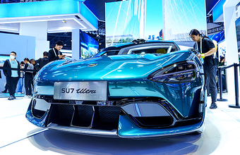 Телефон на колесах: москвичи стали чаще замечать на улицах электрокары Xiaomi