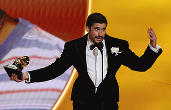 Bad Bunny на «Грэмми»: «Прежде чем я поблагодарю бога, я скажу: долой ICE»