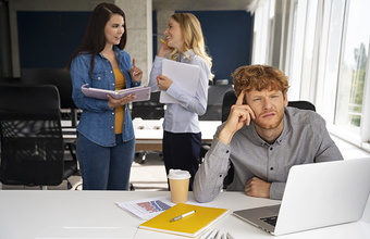 Перестановки в правительстве: Путин отправил в отставку нескольких министров