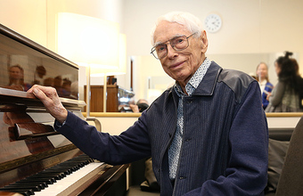 Композитор Александр Зацепин отмечает столетие