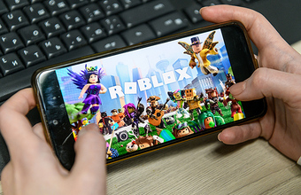 Игра Roblox начала цензурировать сообщения в чате с помощью ИИ