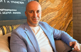Сергей Миронов — о том, почему он решил продавать чебуреки в Китае, и почему китайцы любят борщ, но никогда не закажут ризотто