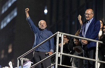 В Бразилии на президентских выборах победил действующий глава государства Лула да Силва
