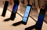 Чем заменить подорожавший iPhone?