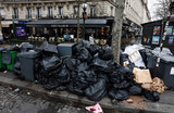 Горы мусора в Париже. Фотоистория на BFM.ru 