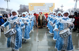 Кыш Бабай (татарский Дед Мороз) во время празднования своего дня рождения на выставке-форуме «Россия» на ВДНХ в Москве.