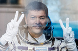 Командир отряда космонавтов «Роскосмоса» Олег Кононенко установил мировой рекорд по суммарному пребыванию в космосе. По завершении текущей, пятой для него экспедиции (по плану — 23 сентября 2024 года) суммарный налет Кононенко составит 1110 суток. Предыдущий рекорд принадлежал россиянину Геннадию Падалка. (Фото из архива.) 