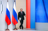 Президент России Владимир Путин перед выступлением с ежегодным посланием Федеральному собранию РФ в Гостином дворе.