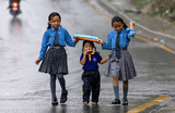 Во время сезона муссонных дождей в Непале. 