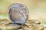 Рубль укрепляется на геополитическом оптимизме