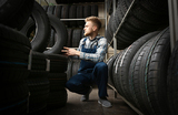 Российские производители шин в 2025 году снизили выпуск продукции на 21%
