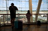 «Интерфакс»: нотариусы оформили более 150 тысяч согласий на выезд детей за границу с начала года