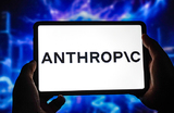 Anthropic выплатит рекордные 1,5 млрд долларов за нарушение авторских прав