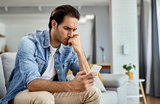 Google Play и AppStore продолжают удалять российские приложения