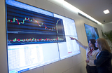 Минфин РФ сократит покупки валюты и золота, Мосбиржа показала рост. Обзор финансового рынка от 3 сентября