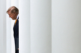 Рейтинг одобрения Трампа опустился до 33%