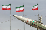 Иран испытал новую ракету на американских военных кораблях. США ее не сбили
