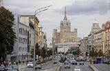 Москва не спешит прощаться с теплом