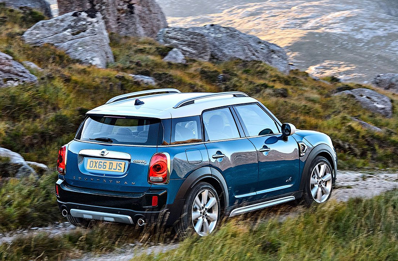 Новый MINI Countryman оценили в 1 млн 690 тысяч рублей
